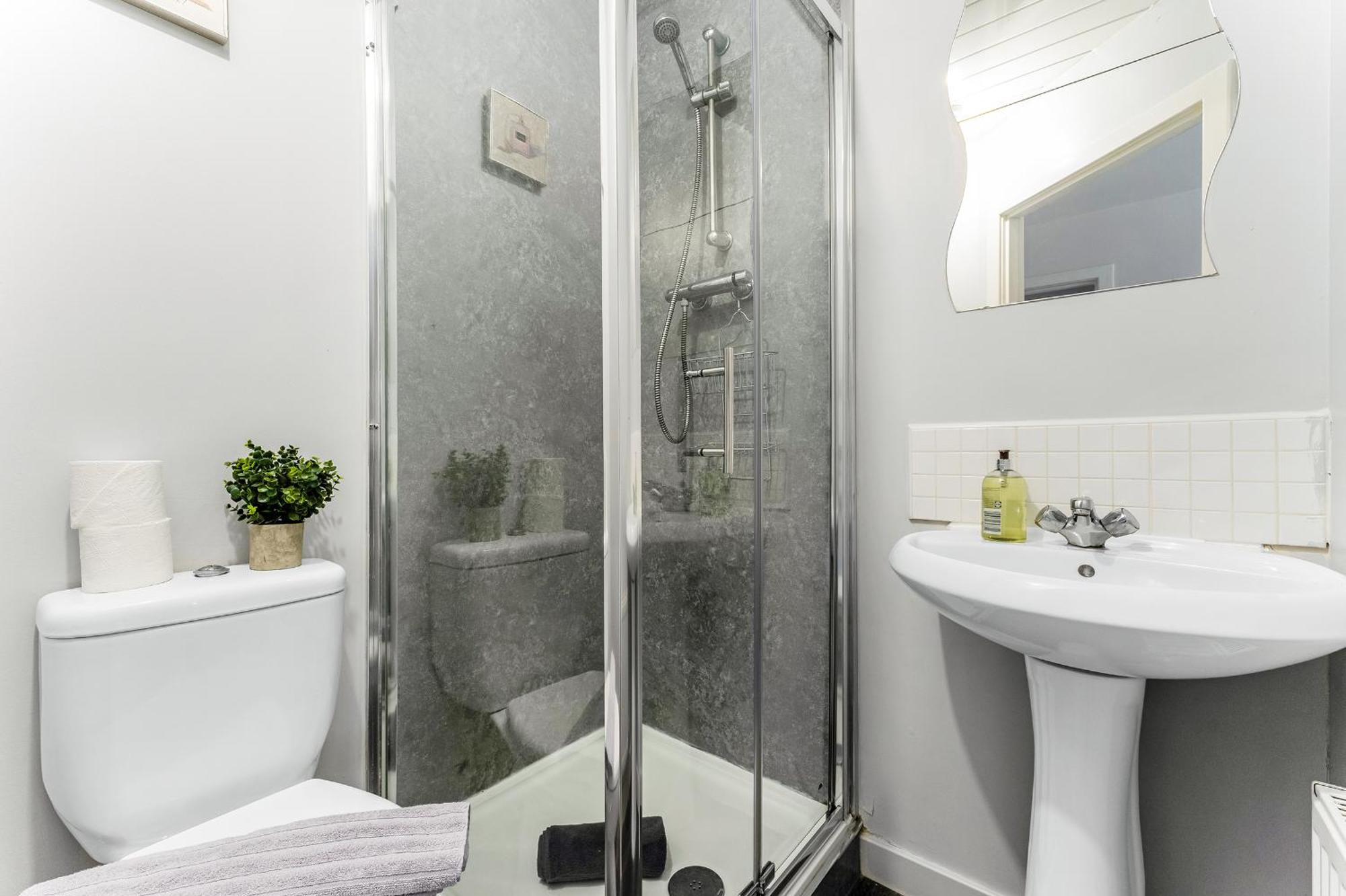 2Bed City Central East End Gem Glasgow Buitenkant foto